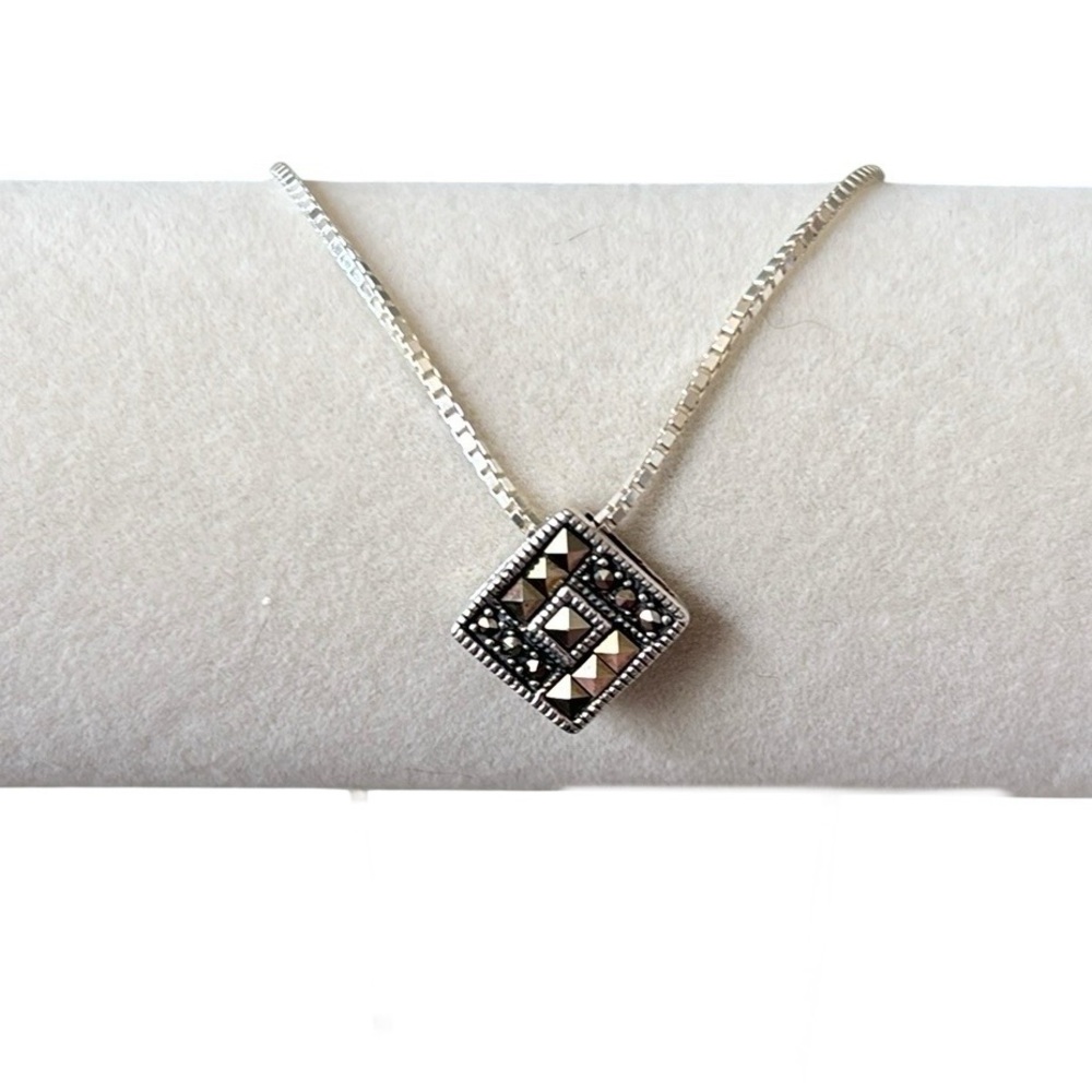 Marcasite Pendant‎ on Sterling Silver Box Chain Necklace 16” NWT